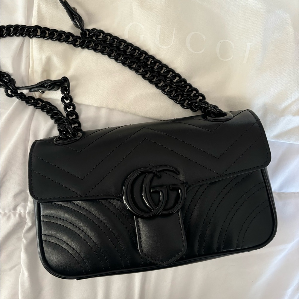 Gucci Black Quilted Leather Shoulder Bag